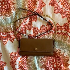 michael kors wallet with shoulder strap